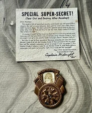 CAPTAIN MIDNIGHT'S Secret Squadron Gold Master Code Detector Photo Badge 2 1/8"