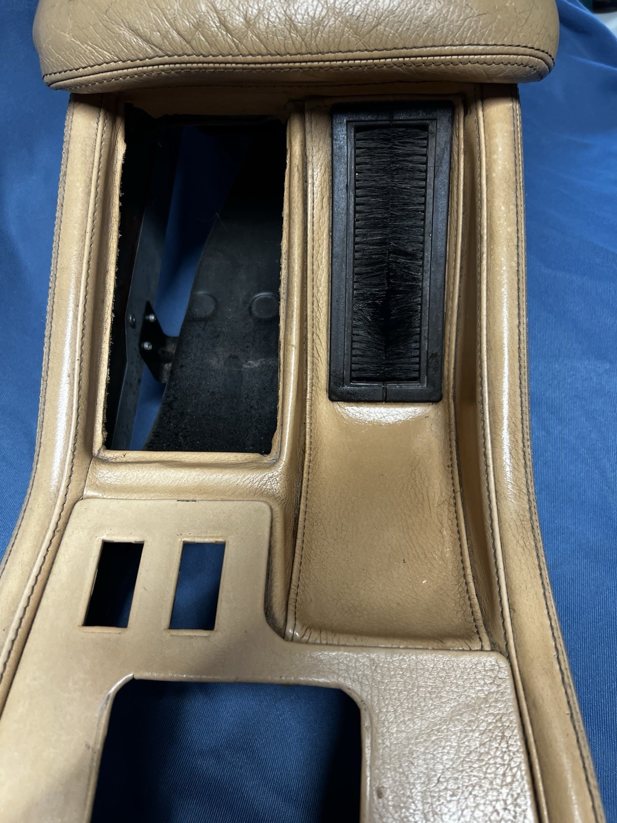 Maserati Biturbo Armrest Console Original Zagato Spyder coupe Italy