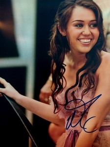 Miley Cyrus Autograph | eBay