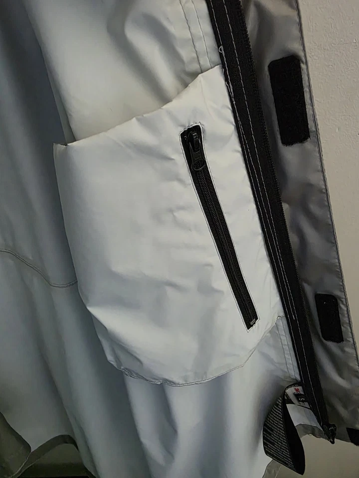 Dainese Rain Jacket 3M Reflective Silver Waterproof Size Small - Image 4 of 4