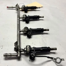 11 12 13 14 15 16 CHEVY CRUZE 1.4L TURBO FUEL RAIL ASSEMBLY