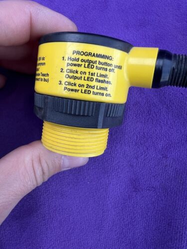 Banner T30UXDAQ8 U-Gage Ultrasonic Proximity Sensor - Picture 4 of 8