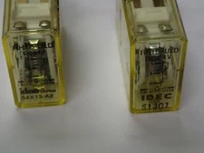 Idec RH1B-ULD DC24V RELAY (ITEM #51C)