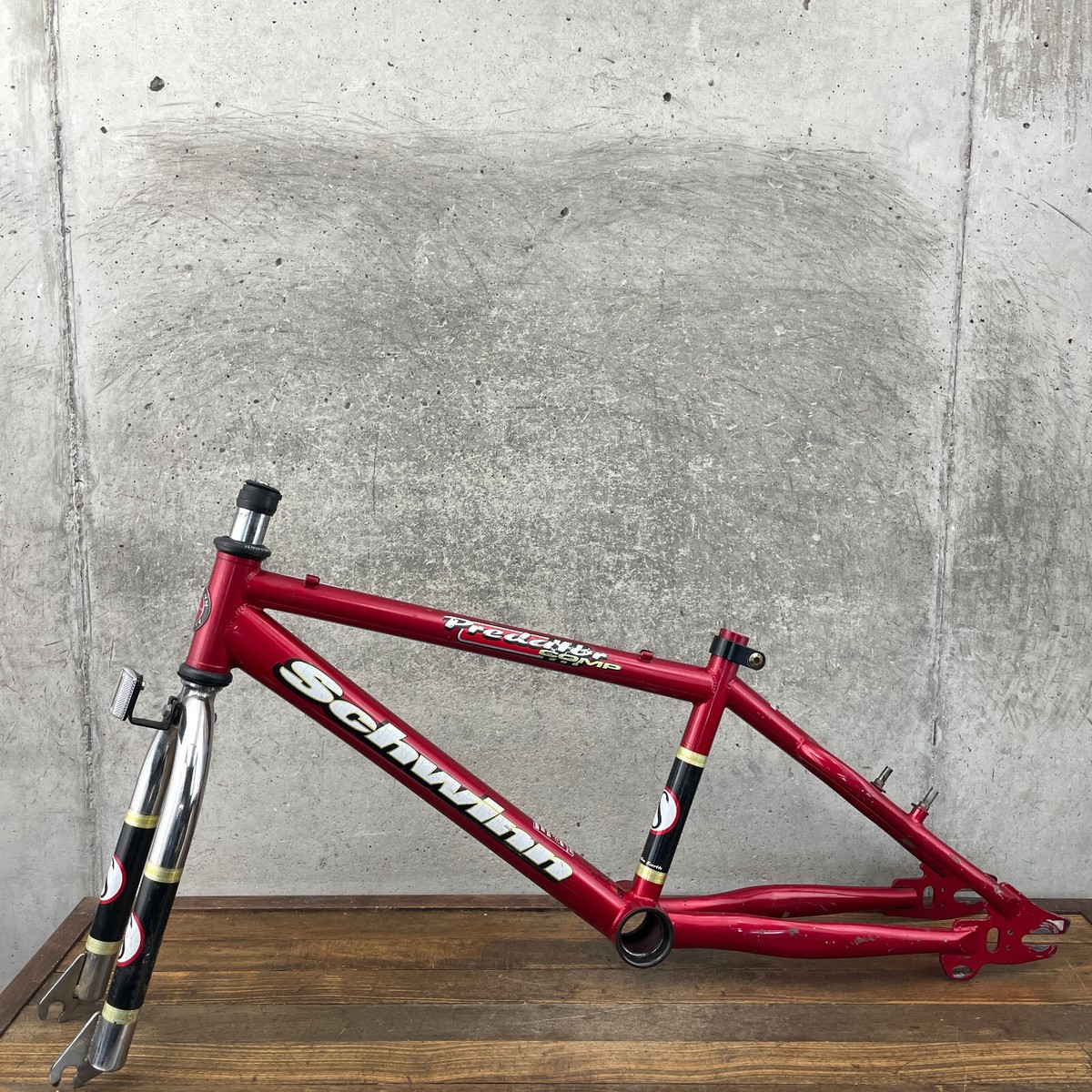Schwinn Predator Comp Old School BMX Frame Set Red Epicenter Schwinn Predator Comp Old School BMX Frame Set Red Epicenter