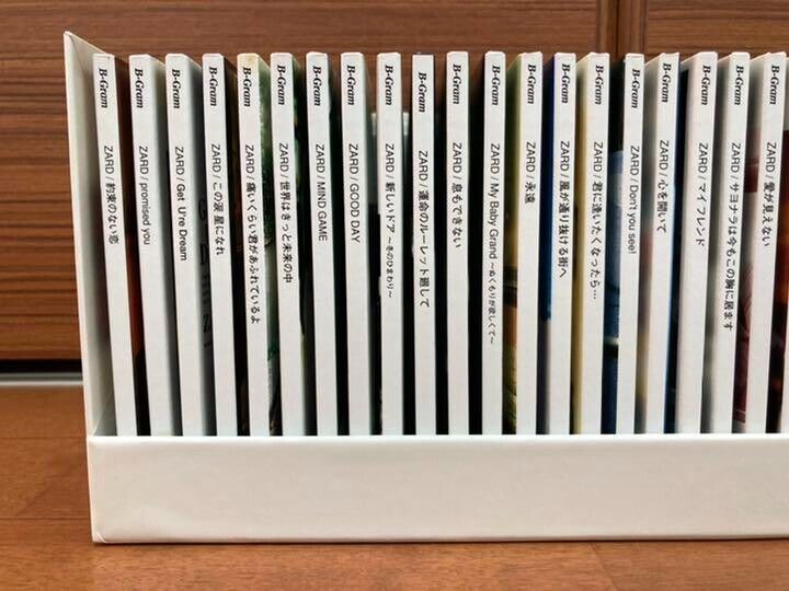 ZARD Premium Box CD Single Collection 1991-2001 Fan Club ZARD Premium Box CD Single Collection 1991-2001 Fan Club
