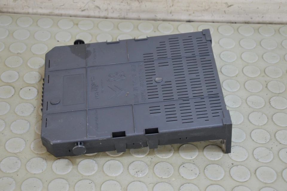 23912 Centralina body computer Citroen C4 Picasso dal 2010 al 2013 cod 967847718 - Immagine 4 di 4