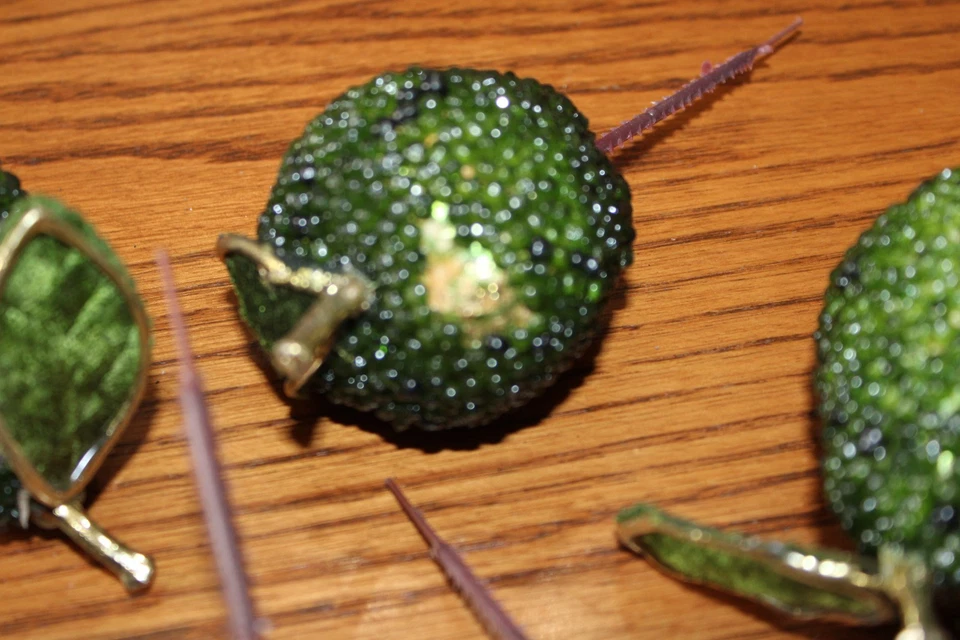 Lote de 8 selecciones florales de frutas verdes azucaradas adornos navideños manzanas peras 2"-3" Foto 3 de 4