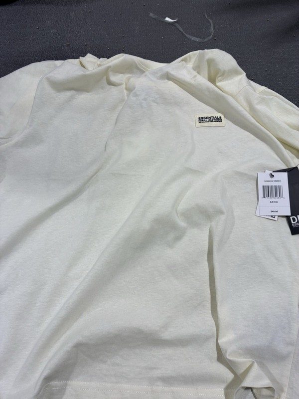  S Essentials shirt 