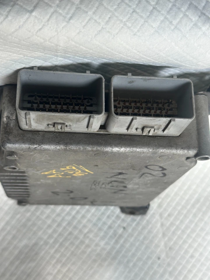 2002 DODGE NEON 2.0L Engine Control Module Computer 04745860 OEM (AA 326) - Image 4 of 4