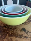 Vintage Set of 4 Pyrex Primary Colors Nesting Mixing Bowls 401 402 403 404 Flaws