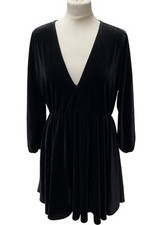 Zara V-Neck Black Velvet Mini Dress Size S Elegant Evening 1 OUB001