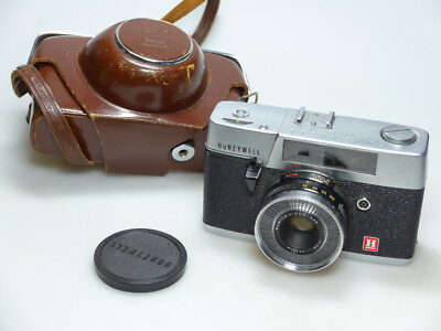Honeywell (Mamiya) Electric Eye 35R +Mamiya-Kominar 40mm F2.8