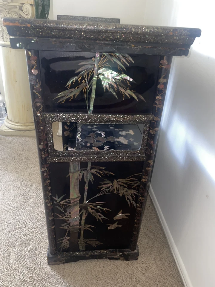 Antique Chinese Mother of Pearl Inlay Cabinet - Image 3 of 4