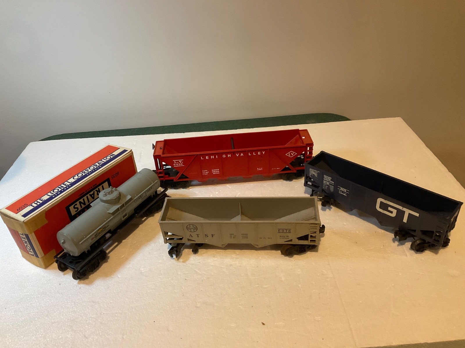 Click here to see eBay Auction