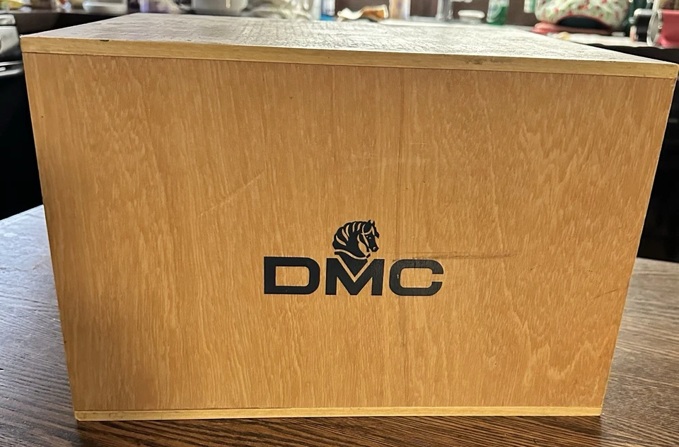 Vintage DMC Thread Floss Wooden Wood 3 Drawer Box Embroidery Storage - Image 4 of 4