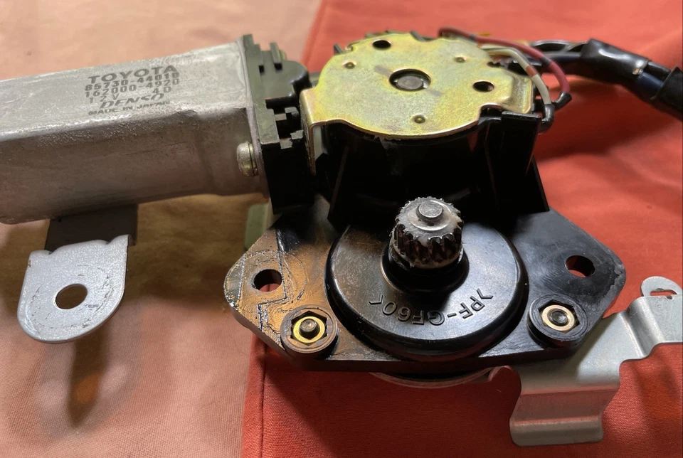 2003-2008 丰田卡罗拉矩阵天窗电机原始设备制造商 85730-44010 Denso 162000-4920 — 第 2/4 张图片