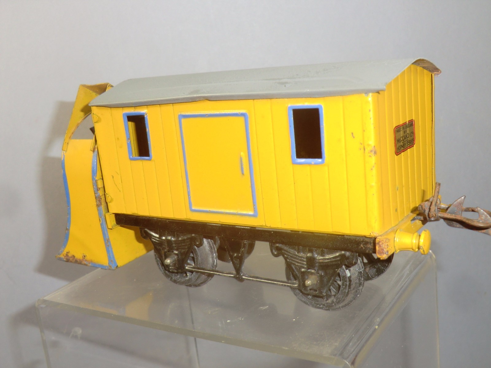 Picture 3 of 10
