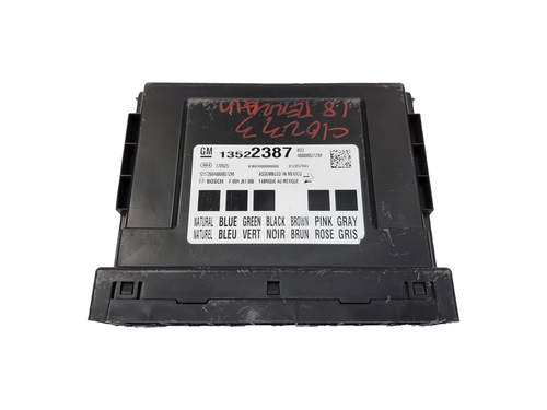 2018 GMC Terrain Body Control Module Computer BCM 13522387 OEM