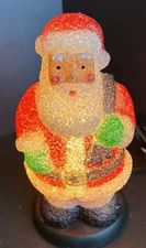 Vintage Light Up 9” Santa Table Top Plastic Molded Pellet Popcorn Light Works