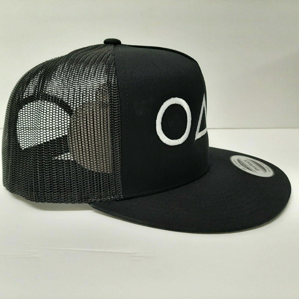 Netflix Korea Squid Game Hat Cap Yupoong Flat Bill Snapback Mesh Trucker Black Squid Game Hat Cap Yupoong Flat Bill Snapback Mesh Trucker  main image 2