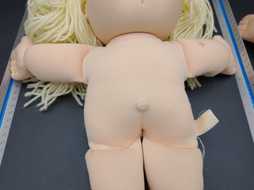 Lot of 2 Vintage Cabbage Patch Dolls w/No Clothes. 96' Olympikids & 1982. #1862 - Picture 3 of 19