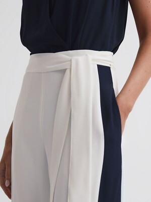 【海外限定】REISSスカート☆Ivy Ivy Black/Ivory Striped Lace Reiss Ivy Black/Ivory Striped Lace Trim Midi Skirt - REISS