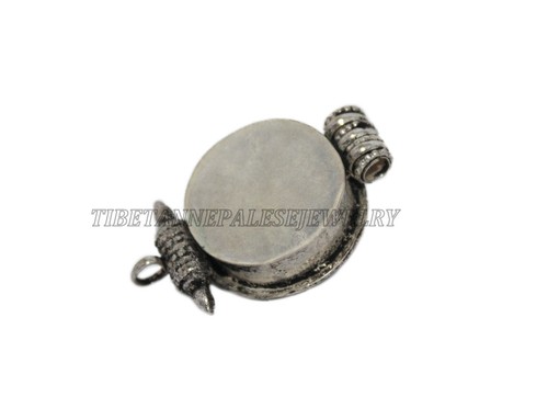 Turquoise Pendant Om Pendant Tribal pendant Tibetan Pendant Nepalese Pendant Gau - Picture 4 of 4