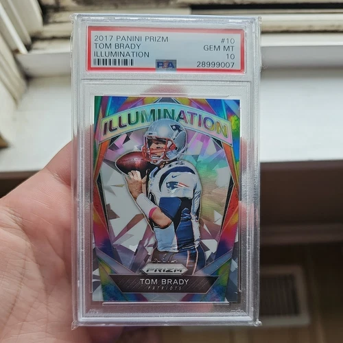 2017 Panini Prizm Illumination Tom Brady PSA 10 MINT #10 Prizm Refractor