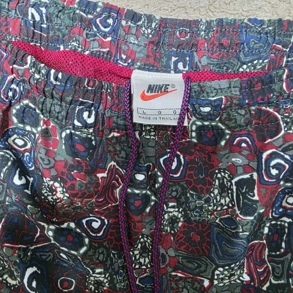 Vintage Nike Swim Trunks Shorts 90s Abstract Geometric Print Red Blue White L - Image 4 of 4