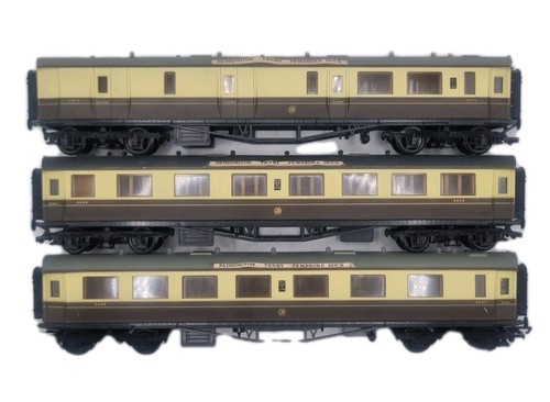 3x CAMISA AIRFIX OO GAUGE GWR BOTÓN CHOC CREMA AUTOCOACHES 6659 4575 | Zustand: Used