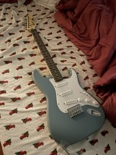Squier Stratocaster- Fender