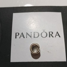 Pandora Plata Esterlina Letra Abierta C Alfabeto Dije con Patrón de Corazón - 797457