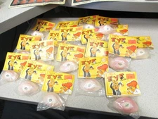 Novelty magic trick gag UNUSED 1960s (1 example) suction cup EYE flicker flasher