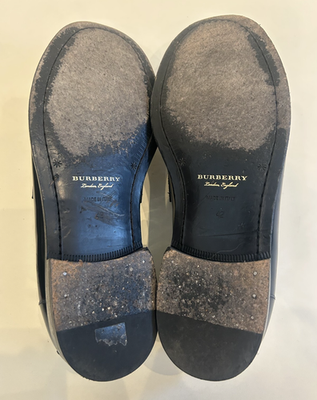 Burberry Navy Two Tone Leather Bedmoore Fringe Loafers Dress  display picture 3