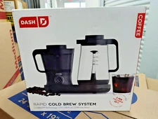 NEW Dash Rapid Cold Brew System Coffee Maker 5 Minute Brew 50 oz DCBCM550BK