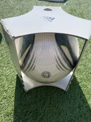 Extremely rare! Adidas soccer ball Speedcell in original box Extremely rare! Adidas soccer ball Speedcell in original box