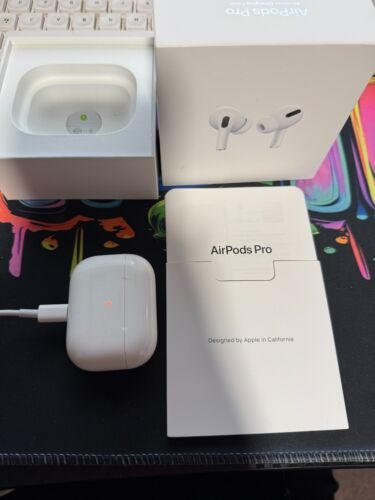 π Genuine Apple AirPods Pro with MagSafe Charging Case A2084 π - Picture 7 of 9
