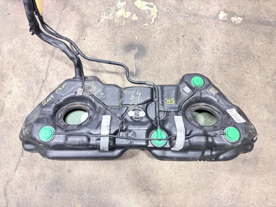 Mercedes-Benz W204 C300 C350 C250 2008-2014 tanque de gasolina ¡solo camioneta OEM! Foto 3 de 4