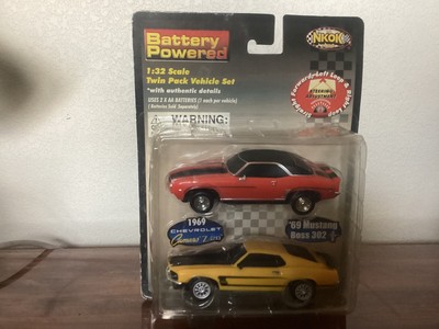 Vintage NKOK 1:32 Scale Twin Pack Vehicle Set 69  Camero  & 69  Mustang 