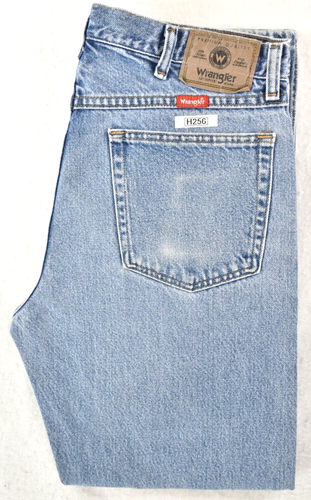 Wrangler Jeans Regular Straight Fit Light Wash Blue Distressed Denim Mens 34x29 - Picture 22 of 22
