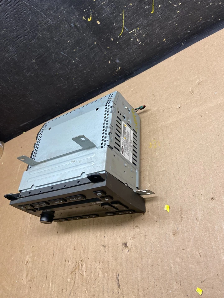 2003 - 2011年林肯镇汽车调幅/调频收音机CD播放器t4590 DG — 第 2/4 张图片