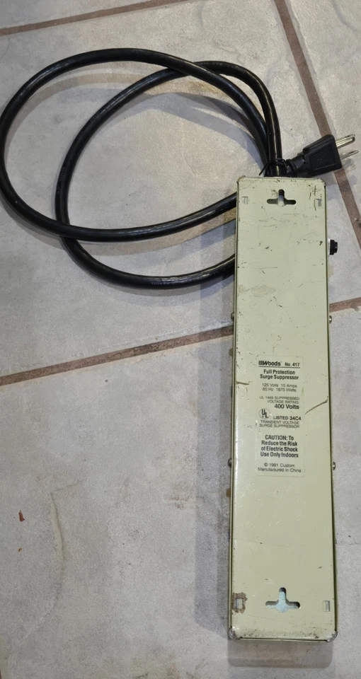 Vintage Woods 6 Outlet Strip surge Suppression– Full Protection extension - Image 3 of 4