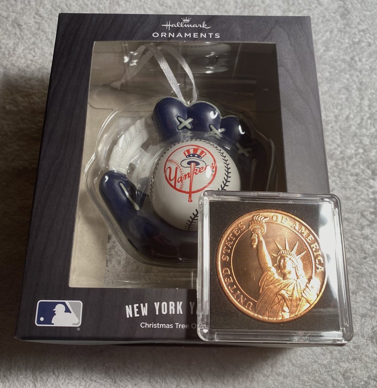 NY Yankees BB Glove/Ball Hallmark Ornament+Statue Of Liberty 1oz PF Copper Coin