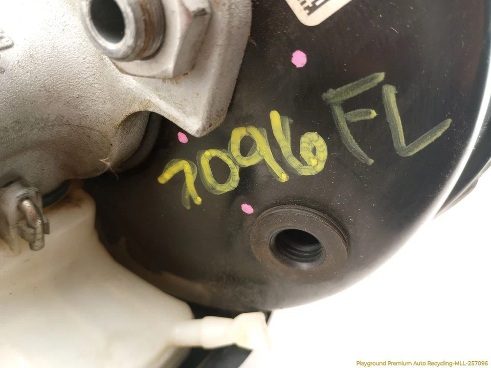 Audi A5 8T COUPE Power Brake Booster With Master Cylinder & Reservoir Fits 13-17 - Image 3 of 4