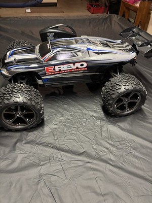 Traxxas 1/10 E Revo 1.0 brushed RTR New 
