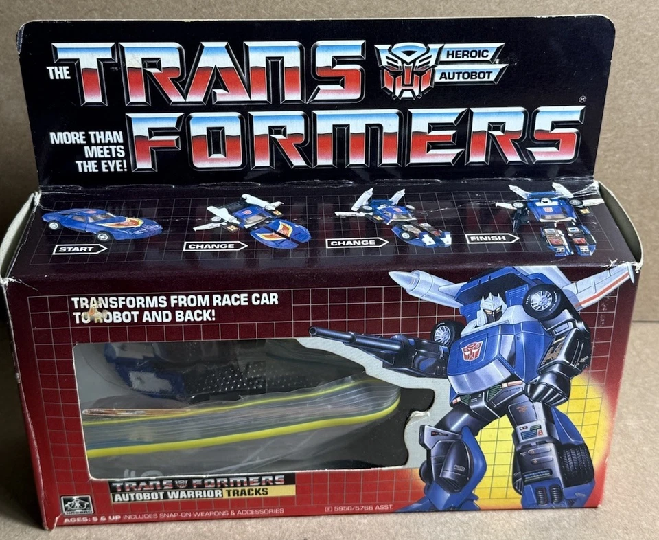1985 Transformers G1 Autobot Tracks Action Figure VINTAGE Boxed - Image 2 of 4