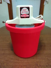 VTG Rival Red Ice Cream Maker 4 Qt Electric Yogurt Freezer 8401 USA