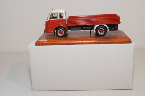 Camión A61 1:43 GILA ABC BRIANZA ALFA ROMEO MILLE 1000 ROJO BLANCO NUEVO EN CAJA - Imagen 2 de 10