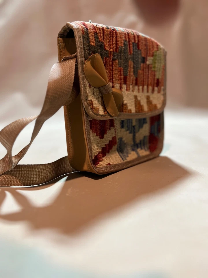 Bolso pequeño Kilim hecho a mano - Patrones surtidos - Bolsa estilo vintage - Cremallera boho Foto 4 de 4