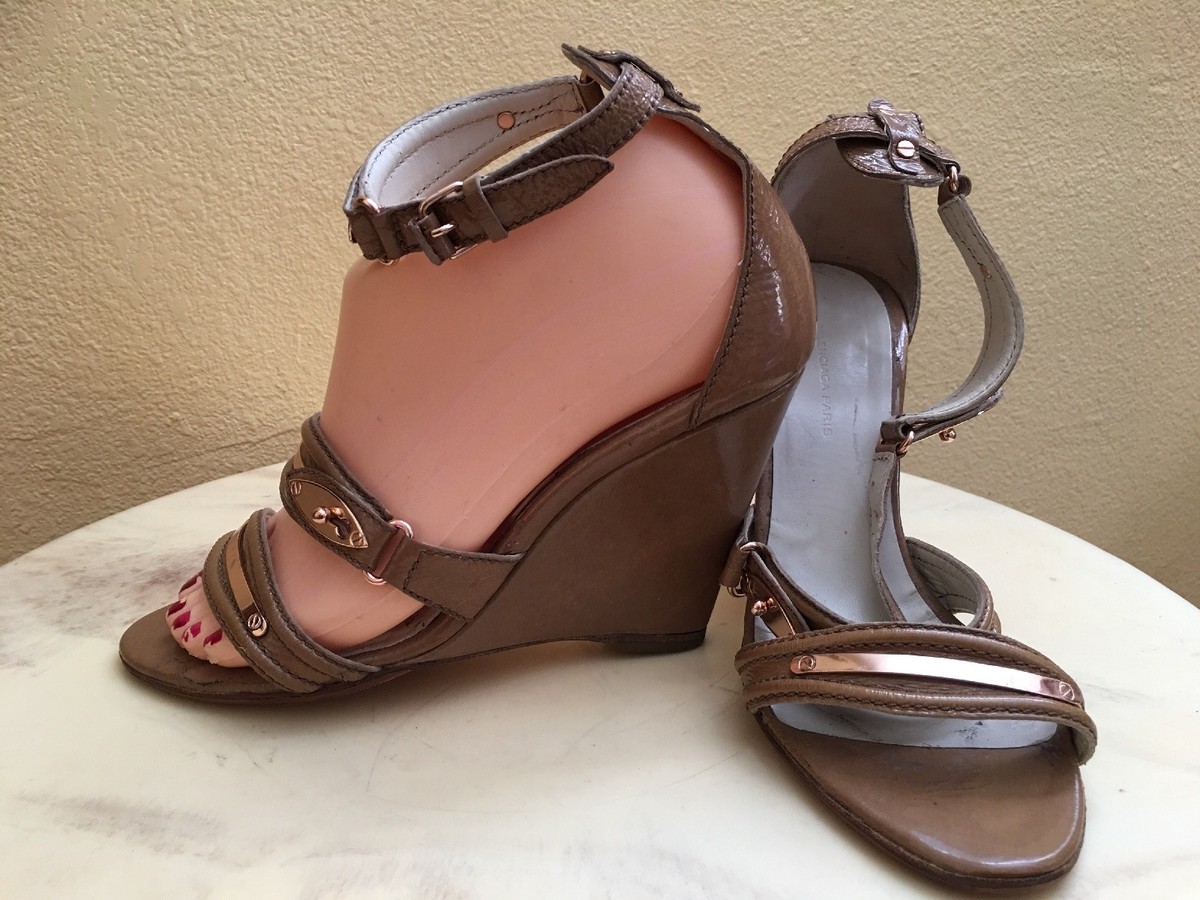 Balenciaga Wedge 4in Heel Strappy Taupe Leather Sandal Shoes 6(US